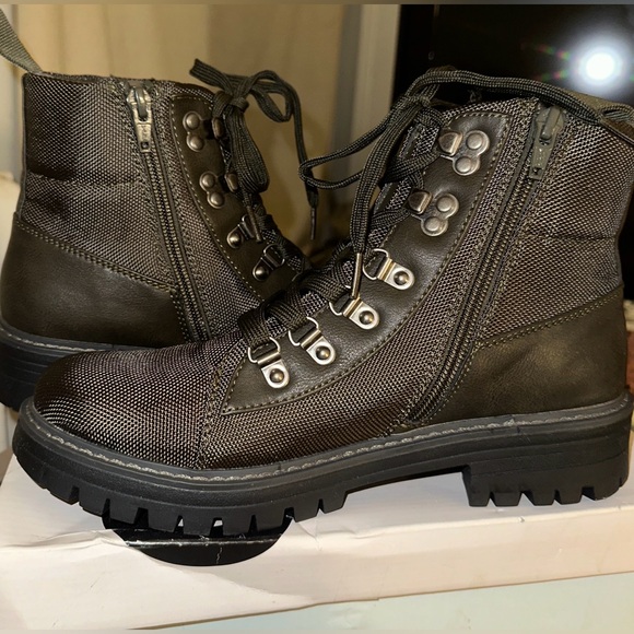 SO Clavicle Women’s Hiking Combat Boots Olive Green Size 8 - Picture 7 of 11